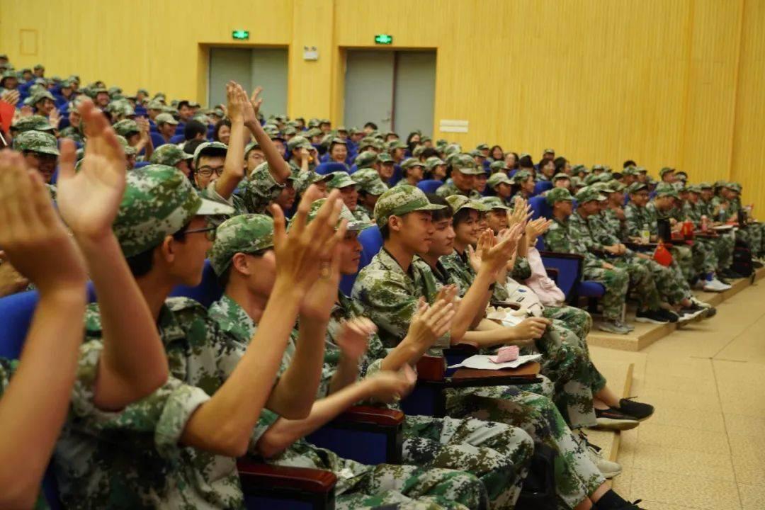 吉鹿力问答社区,与专家:男女要实质平等不要表面平等,如何才是实质性的平等?一起解决问题